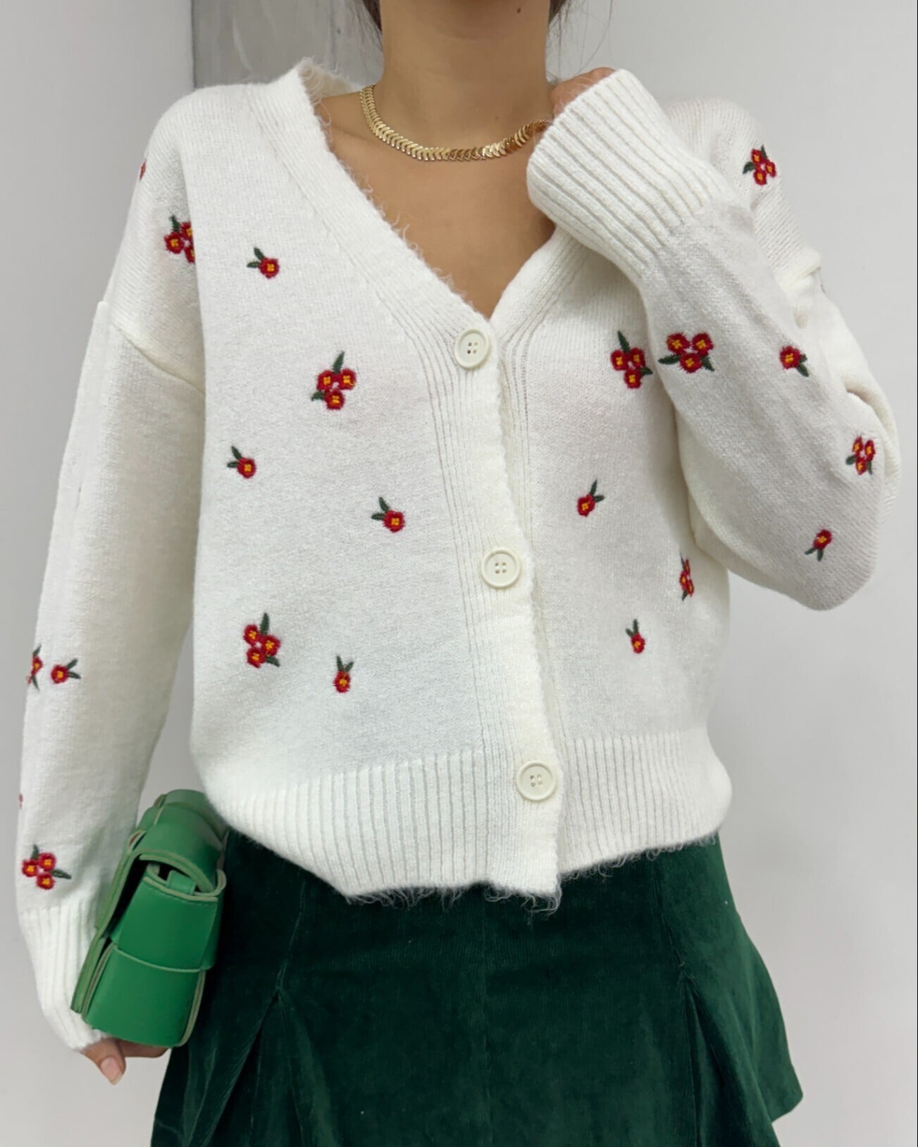 Cream Cardigan with Floral Embroidery - Podyumplus - by Peralane - photo 2