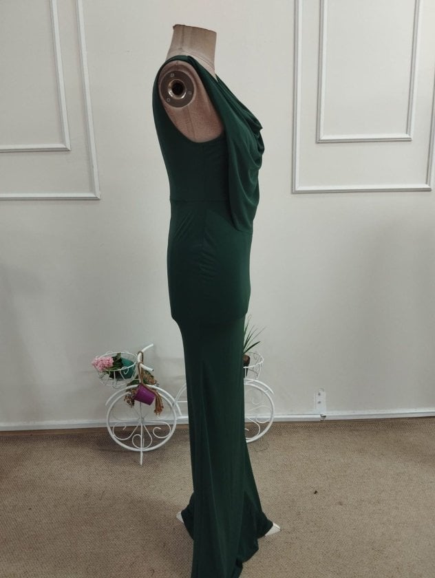 Women's Sleeveless Cowl Neck Long Sandy Dress in Green - Janes - by Peralane - photo 5