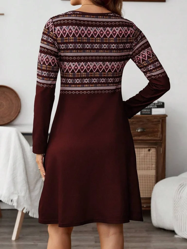 Women's Long-Sleeved Round Neck Ethnic Pattern Knit Dress - Janes - by Peralane - photo 2