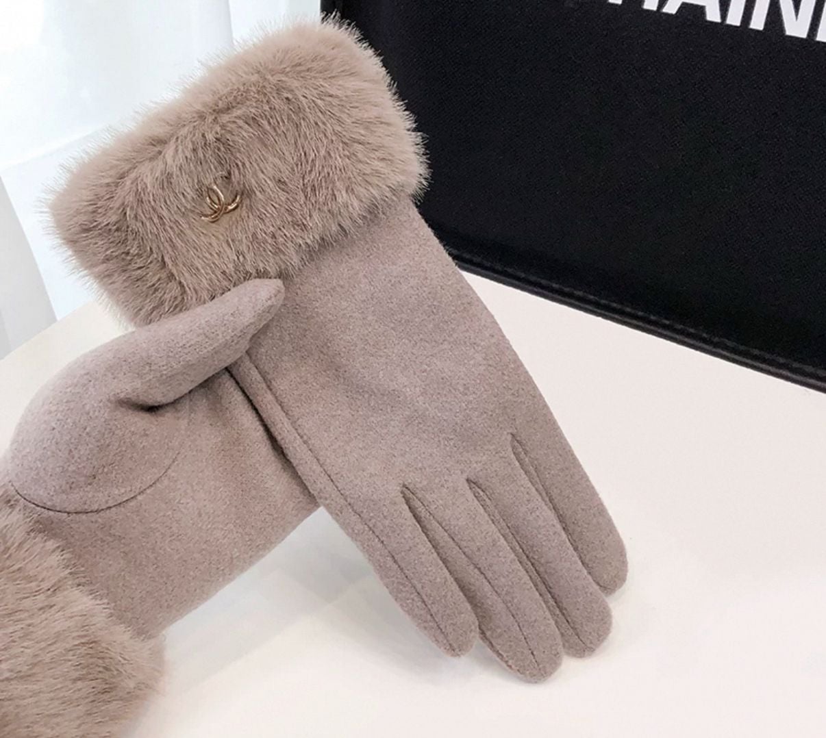 Touchscreen Gloves with Faux Fur Cuff Trim - Taupe (Pack of 4) - Nesvay - by Peralane