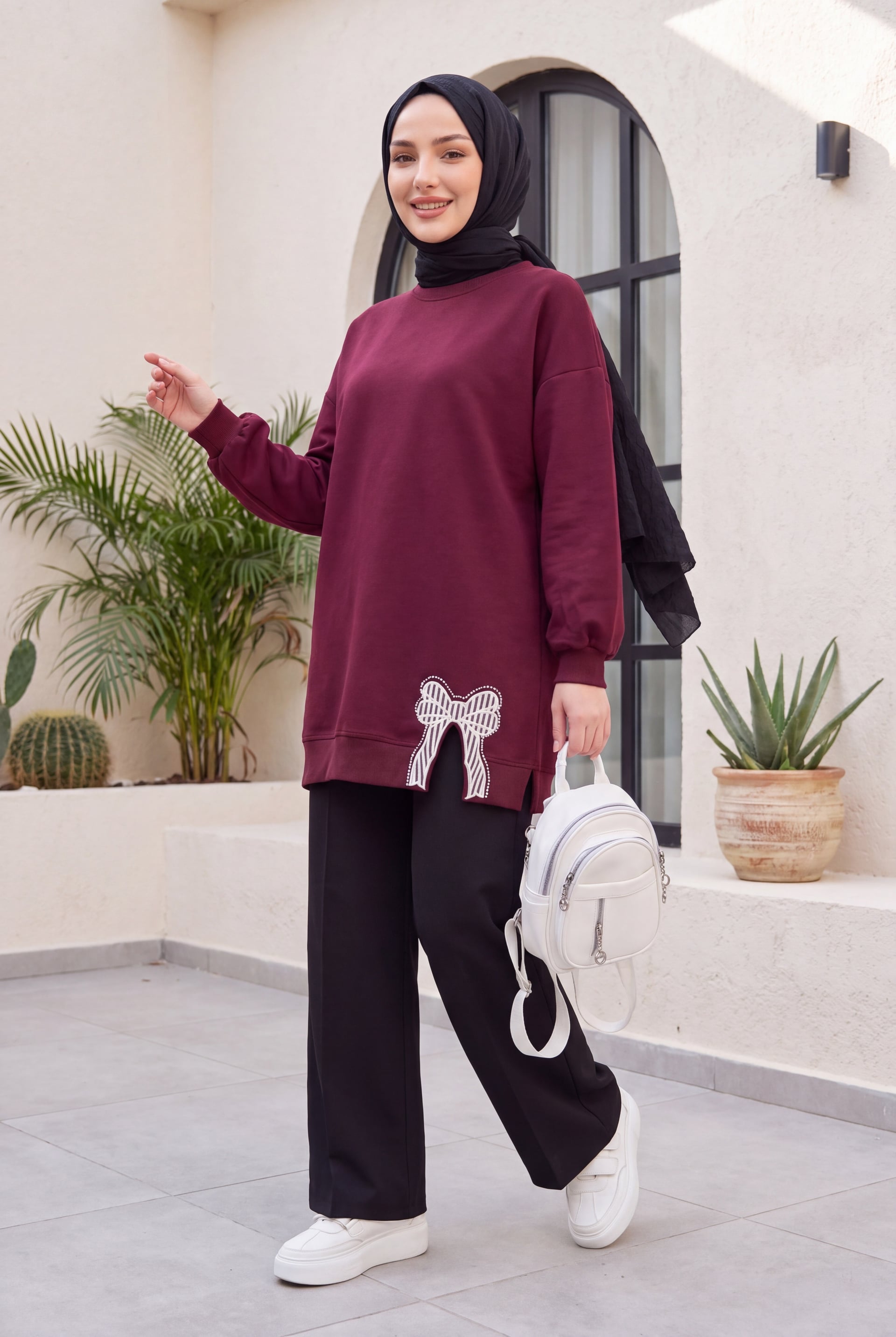 Round Neck Bow Detail Relaxed Knit Tunic - Burgundy - Podyumplus - by Peralane - photo 3