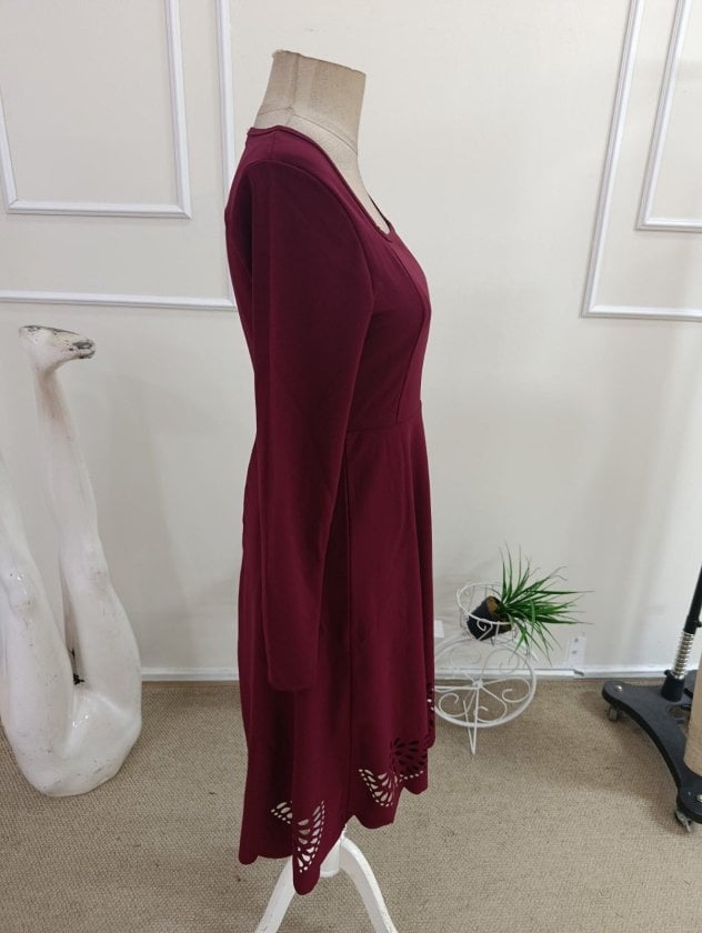 Women's Long Sleeve Square Neck Midi Crepe Dress with Laser-Cut Floral Hem - Janes - by Peralane - photo 5