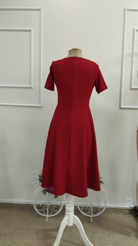Women's Short Sleeve Asymmetric Neckline Midi Crepe Dress - Janes - by Peralane - photo 6