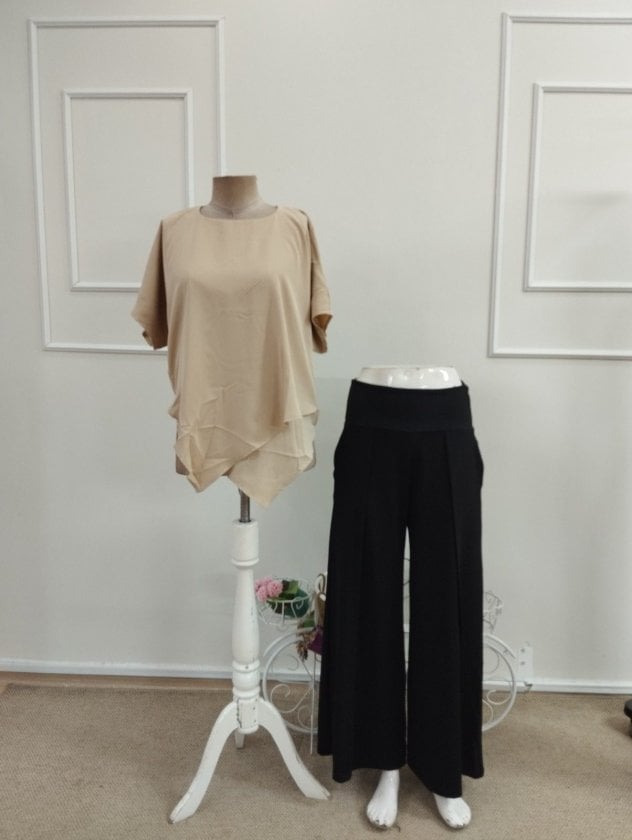 Women's Two-Piece Set: Short-Sleeve Round Neck Asymmetric Blouse and Wide-Leg High-Waist Crepe Pants - Janes - by Peralane - photo 6