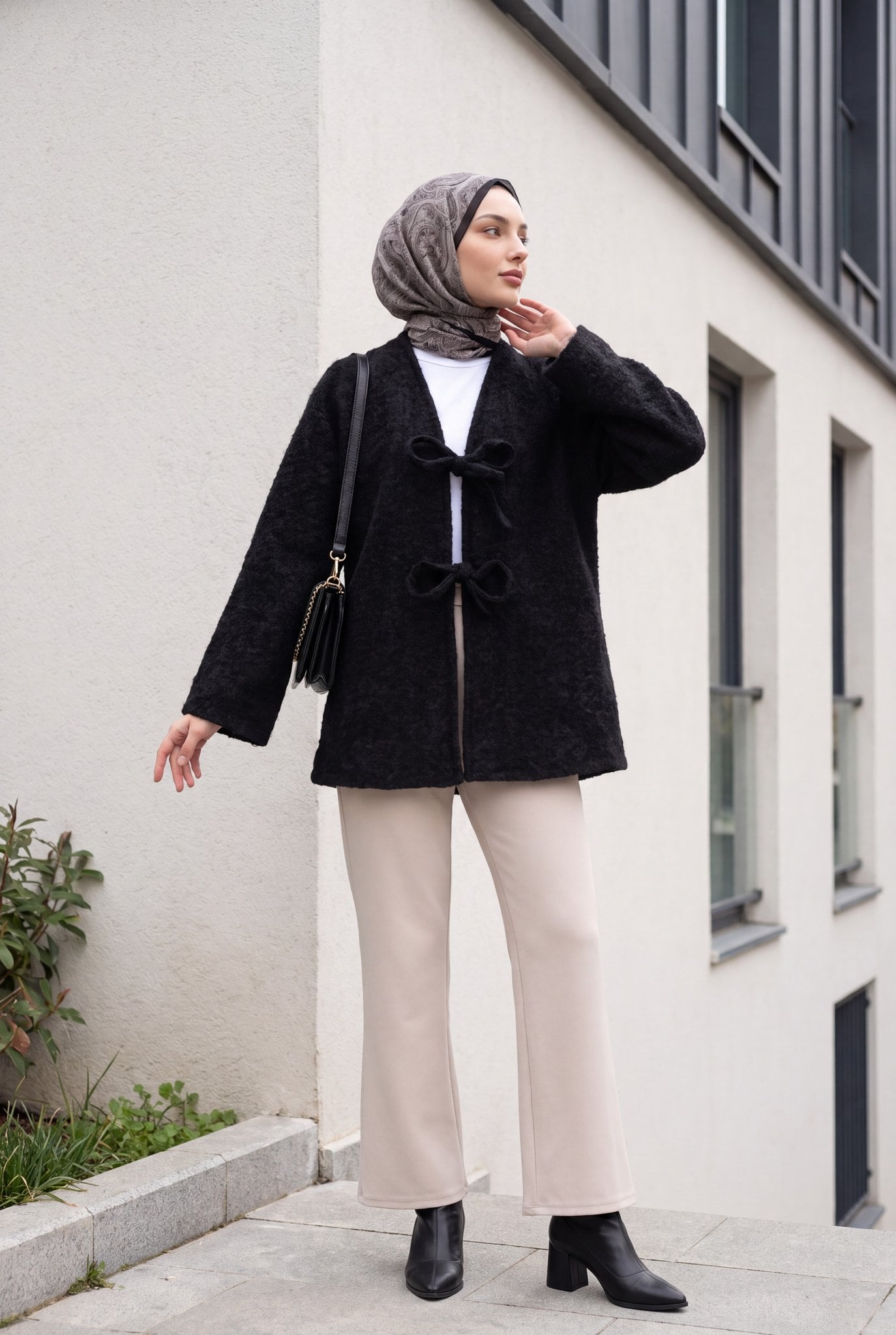 Black Tie-Front Fringed Kimono - Podyumplus - by Peralane - photo 5