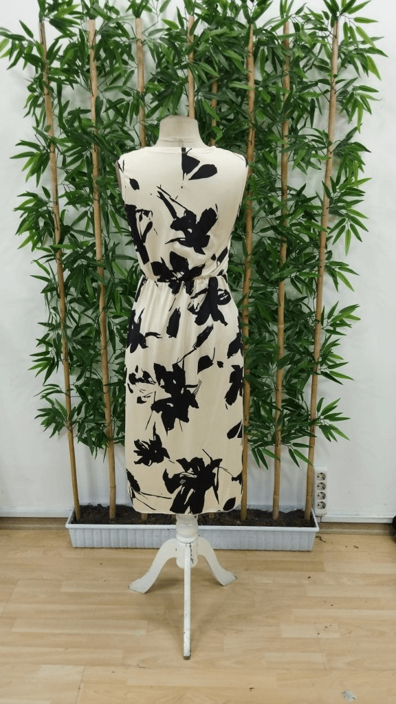 Women's Sleeveless Wrap Dress with Floral Print - Janes - by Peralane - photo 3