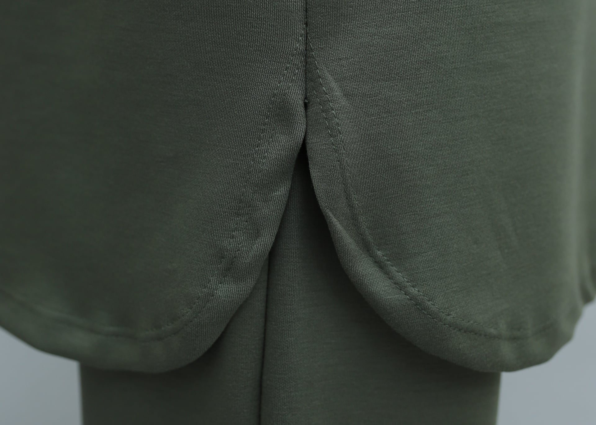 Olive Green Two-Piece Sweatshirt and Wide-Leg Trousers Set - Podyumplus - by Peralane - photo 5