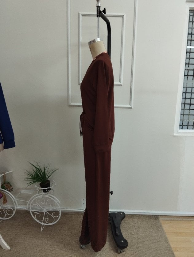 Women's Long-Sleeve V-Neck Knit Top and Wide-Leg Trousers Lounge Set - Janes - by Peralane - photo 6