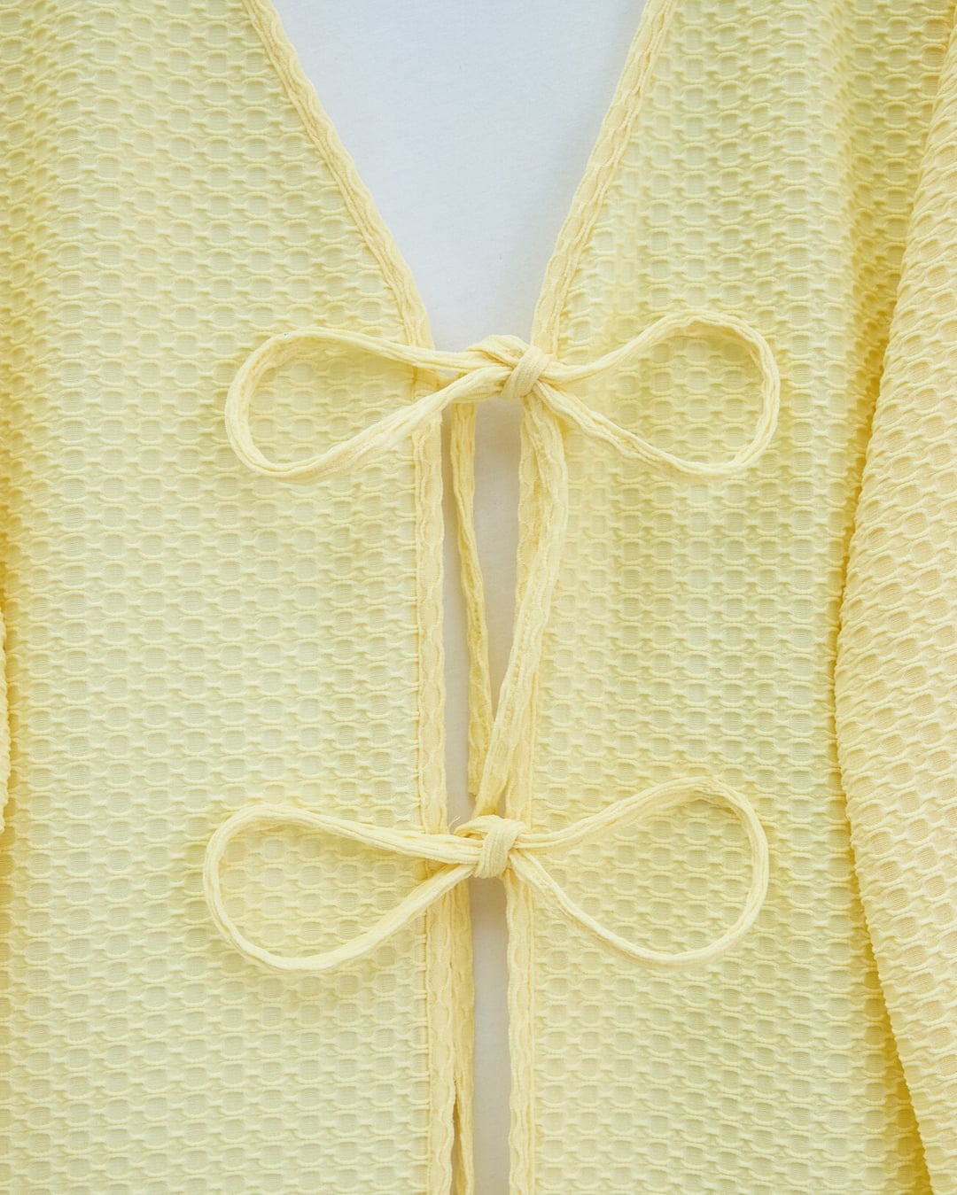 Front Double-Tie Honeycomb Pattern Kimono - Light Yellow - Podyumplus - by Peralane - photo 9