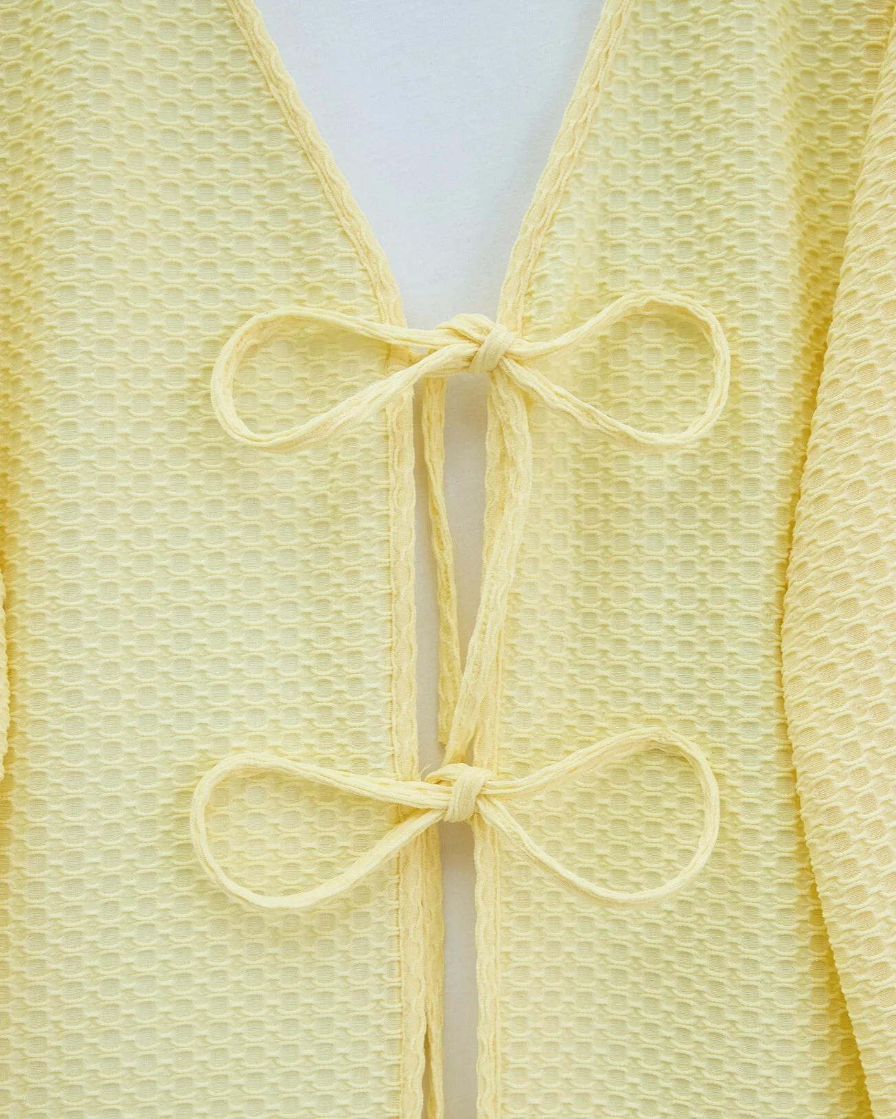 Front Double-Tie Honeycomb Pattern Kimono - Light Yellow - Podyumplus - by Peralane - photo 9