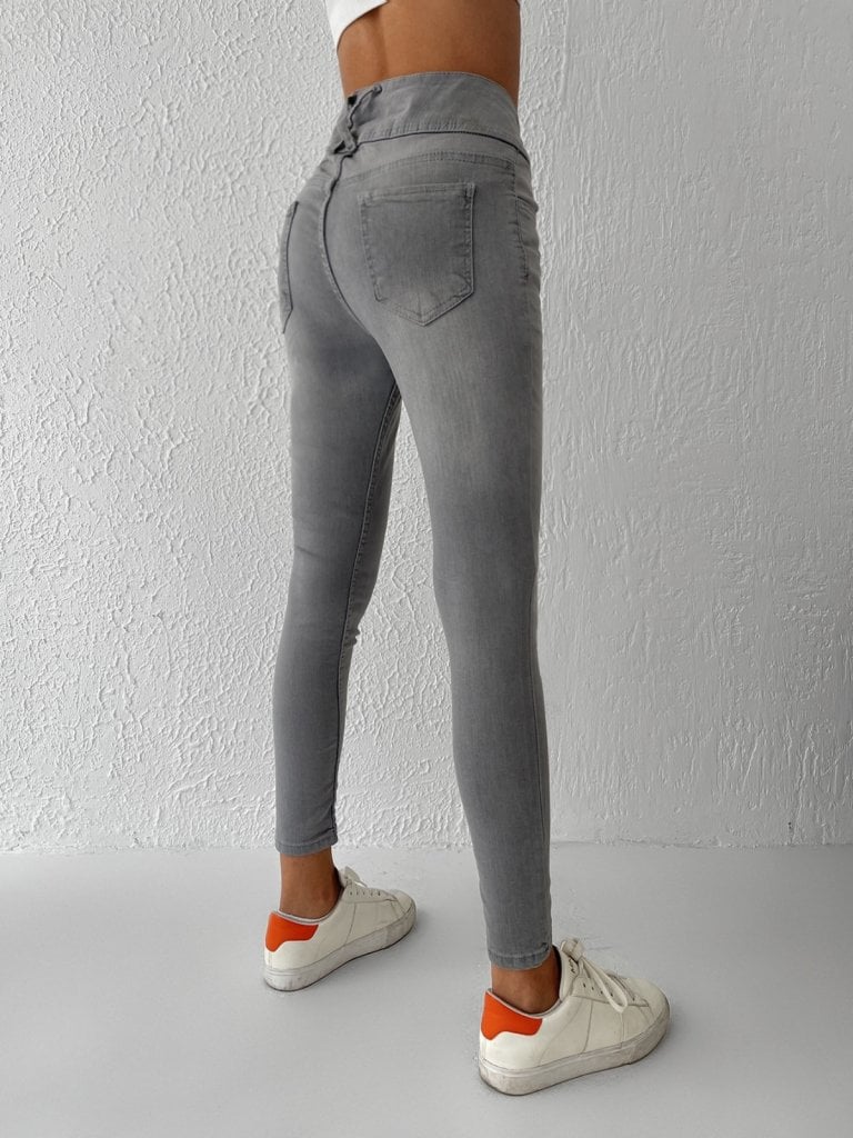 High Waist Stretch Denim Jeans in Grey - Janes - by Peralane - photo 6