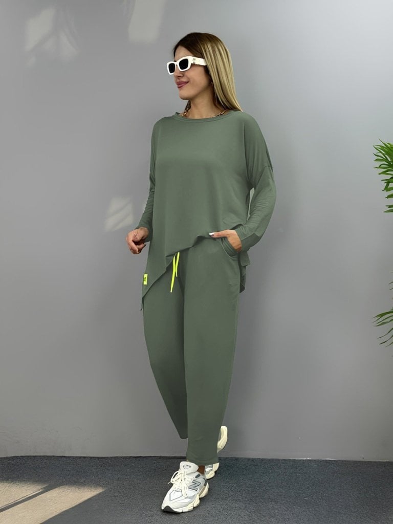 Women's Two-Piece Loungewear Set with Drawstring Trousers - Janes - by Peralane