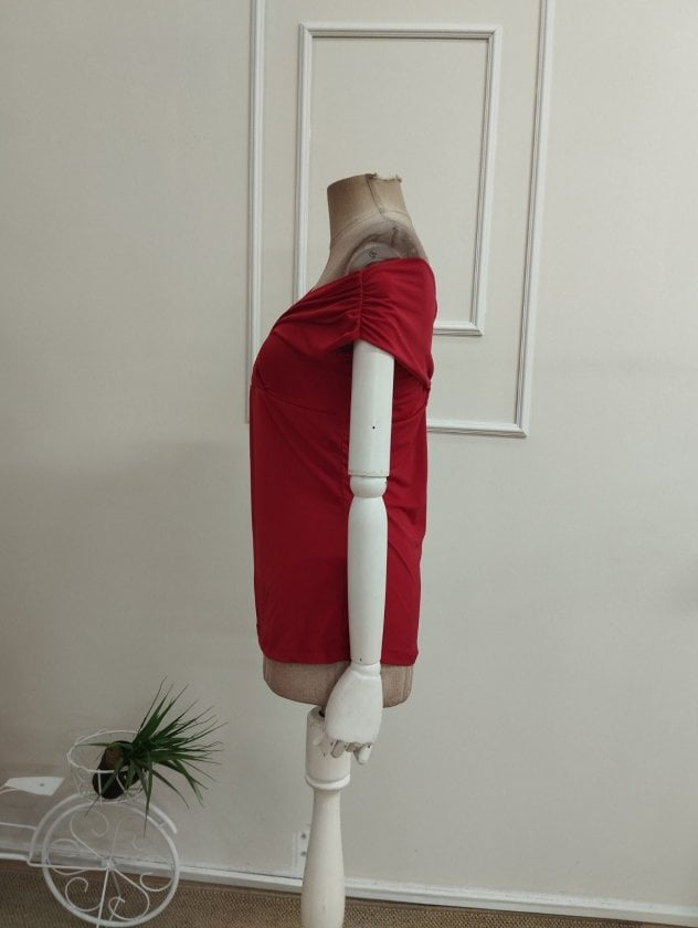 Women's Red Off-Shoulder Ruched Blouse - Janes - by Peralane - photo 6