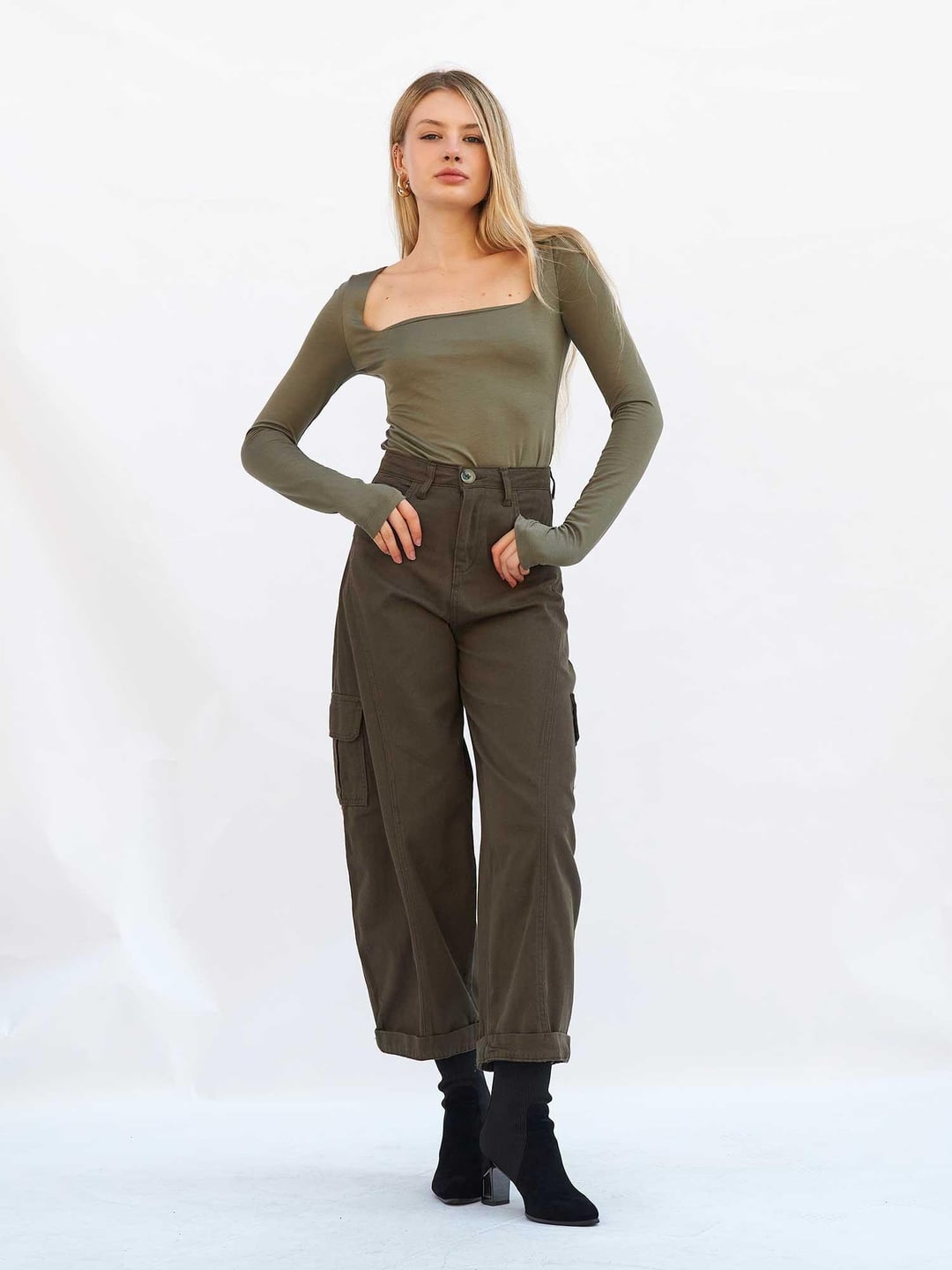 Square Neck Long-Sleeve Knit Top - Olive Green - Lefon - by Peralane - photo 4