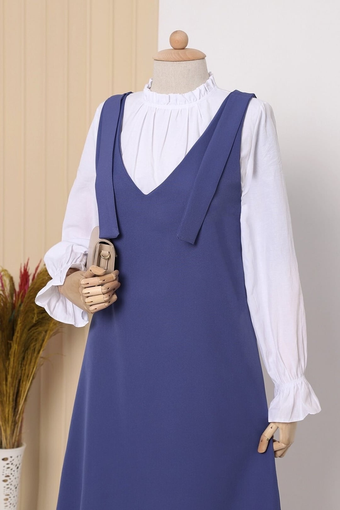 Long Sleeveless Jumpsuit with Shoulder Ties - Indigo - Podyumplus - by Peralane - photo 3