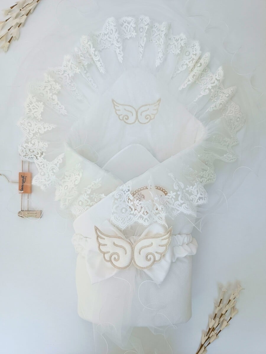 Baby Swaddle Set with Angel Wings and Lace Trim - Gold - Tomuycuk - by Peralane