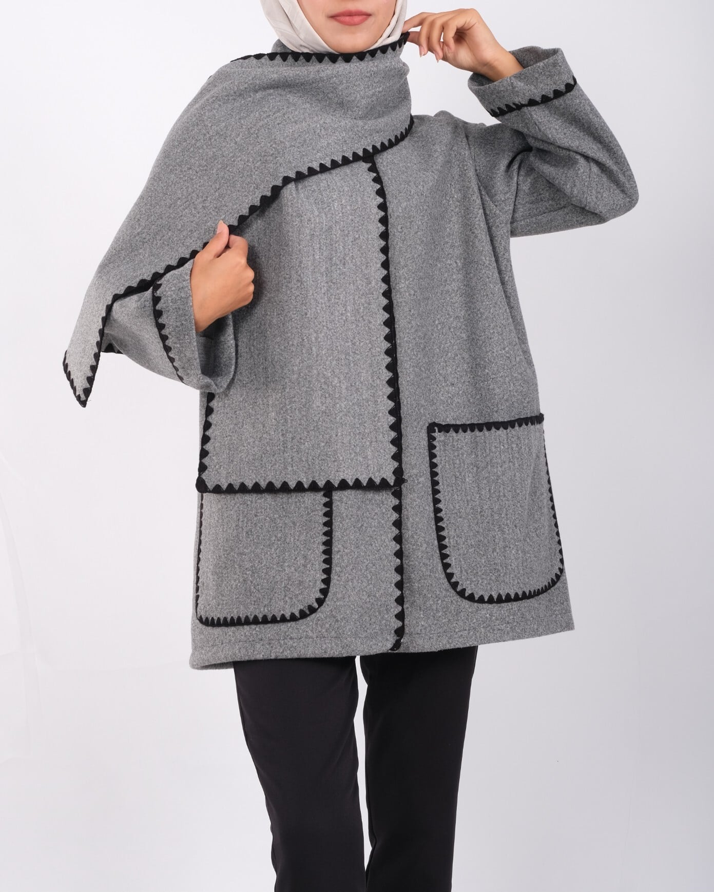Grey Button-Front Jacket with Attached Scarf and Pockets - Podyumplus - by Peralane - photo 3