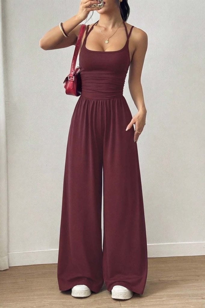 Women's Sleeveless Square Neck Wide-Leg Jumpsuit in Burgundy - Janes - by Peralane - photo 3