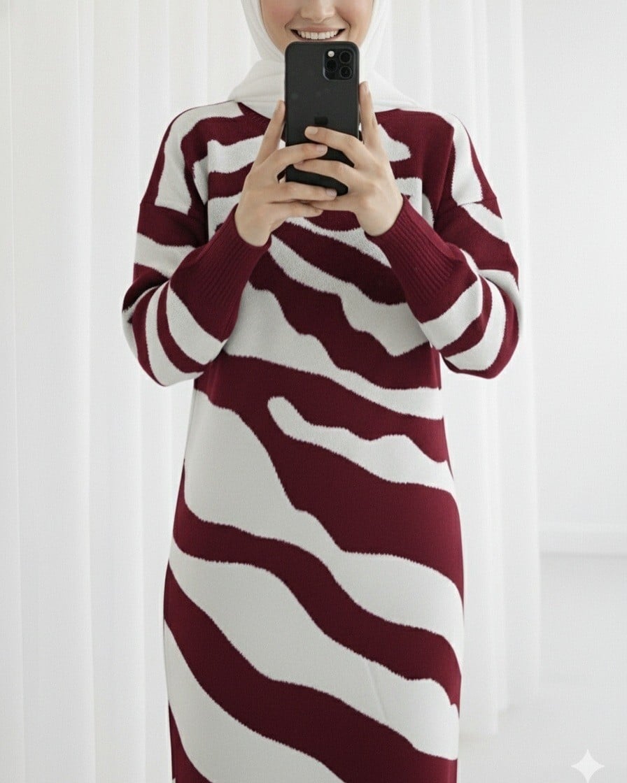 Slitted Patterned Knit Dress - Burgundy - Podyumplus - by Peralane - photo 3