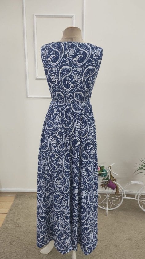 Women's Sleeveless V-Neck Maxi Dress with Paisley Print - Janes - by Peralane - photo 8