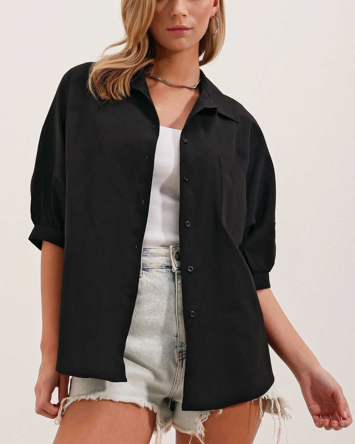 Oversize Short-Sleeve Basic Shirt - Black - Bigdart - by Peralane