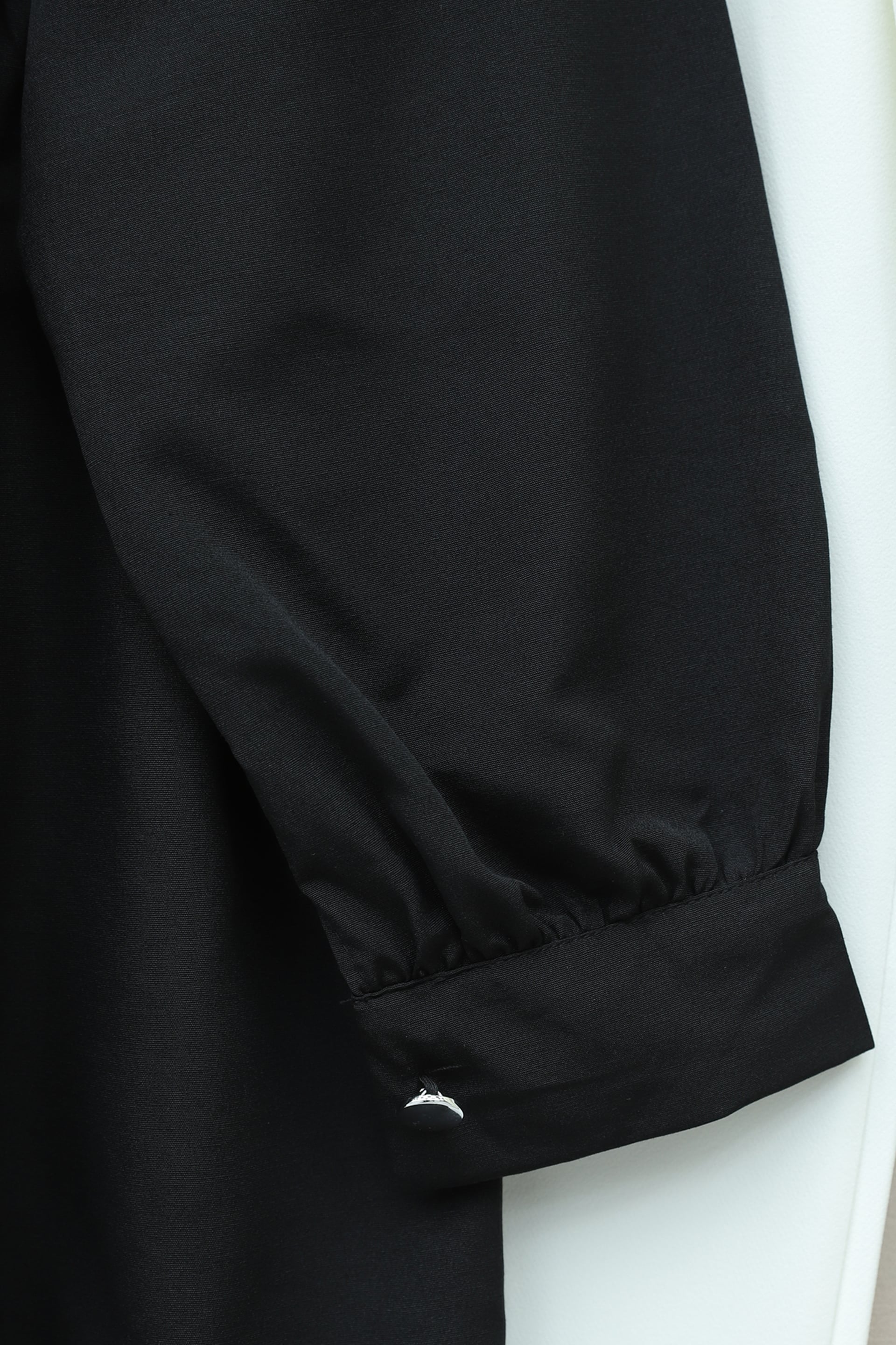 V-Neck Tie-Front Ruffled Floral Embroidered Poplin Tunic - Black - Podyumplus - by Peralane - photo 10
