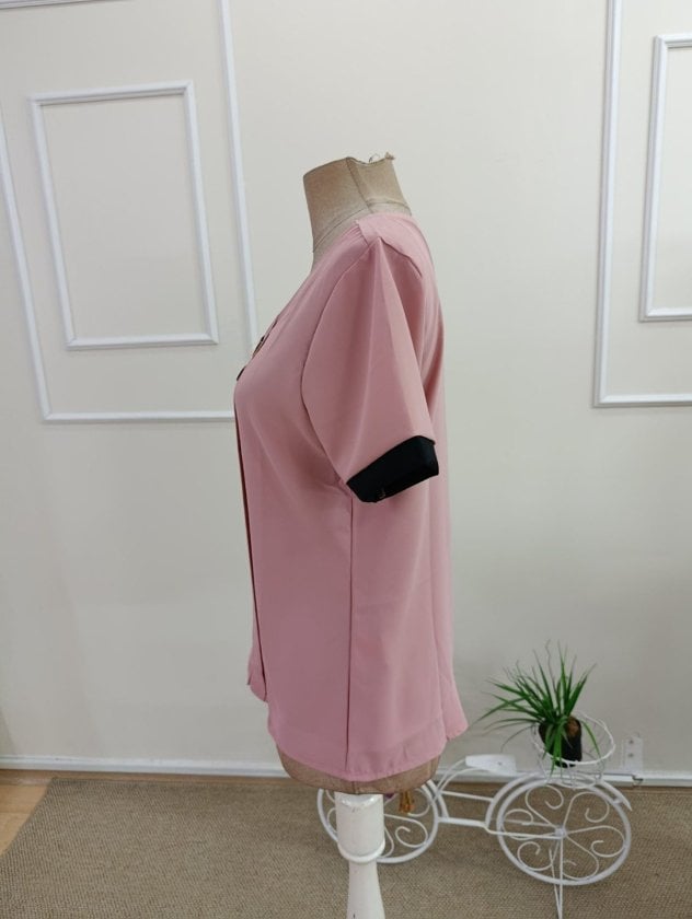 Women's Short Sleeve Asymmetric Collar Button Detail Blouse - Pink - Janes - by Peralane - photo 6
