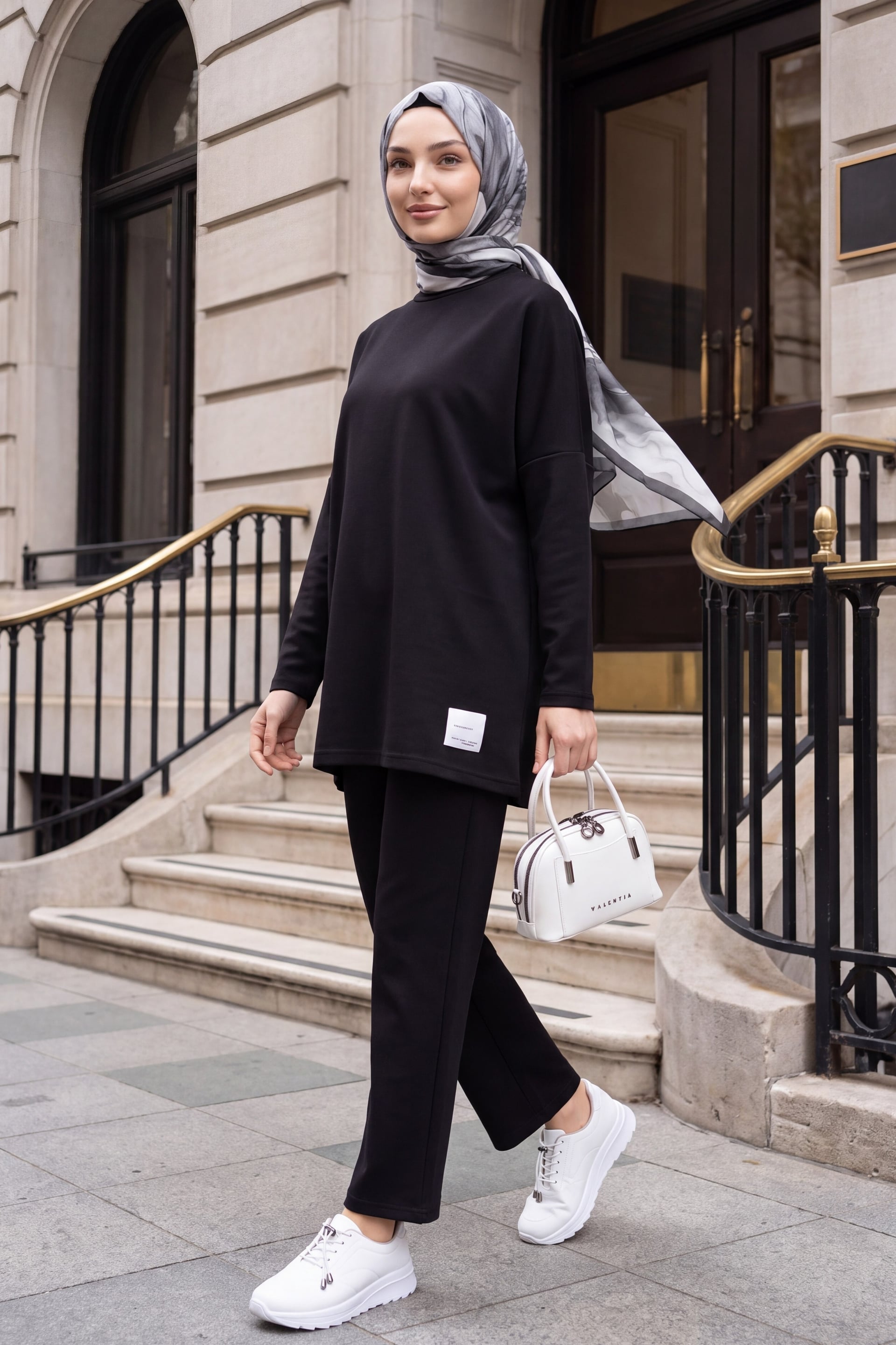 Women's Round Neck Long Back Top and Pants Set with Pockets - Black - Podyumplus - by Peralane