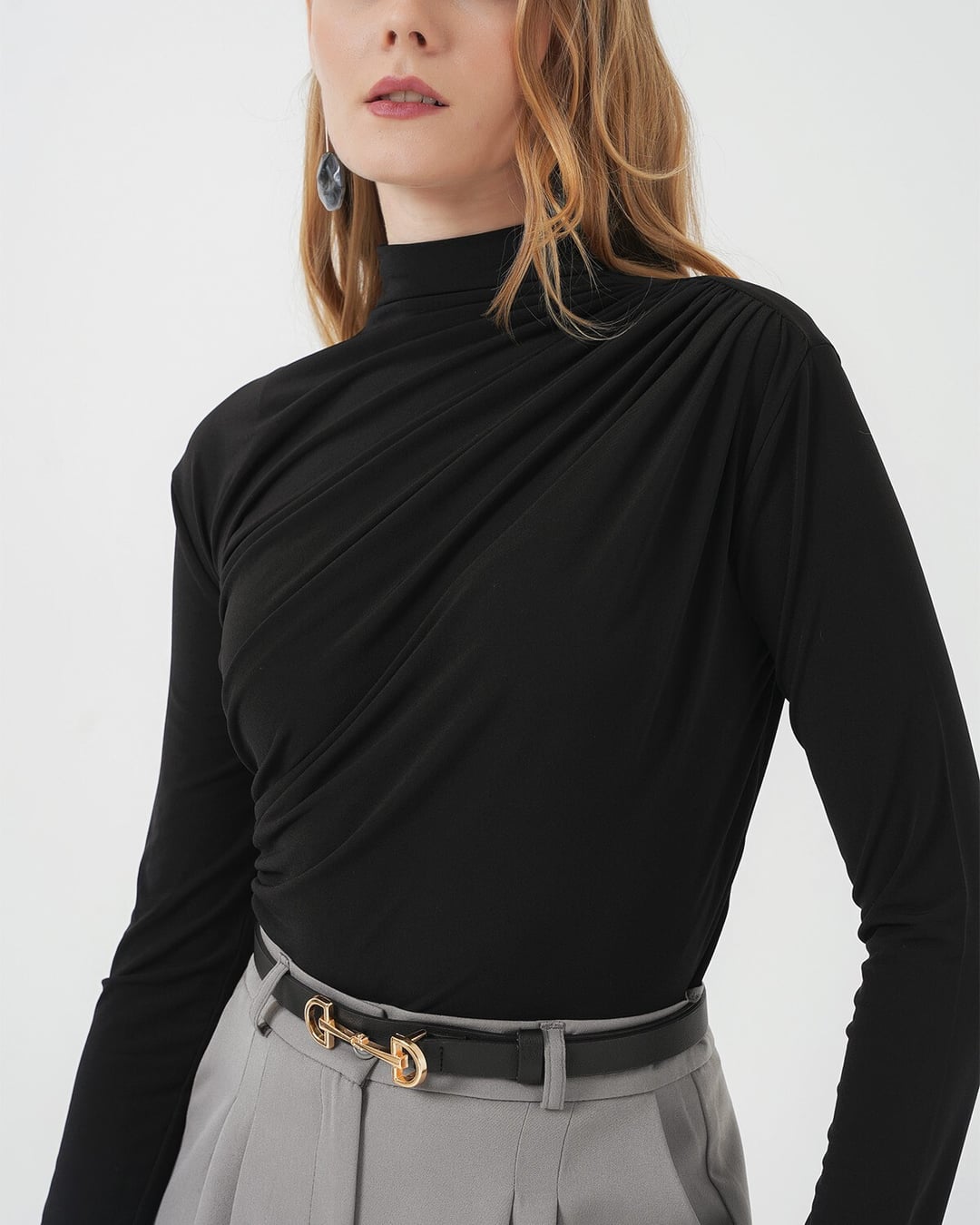 Sandy Blouse with Shirred Details - Black - Bigdart - by Peralane - photo 5