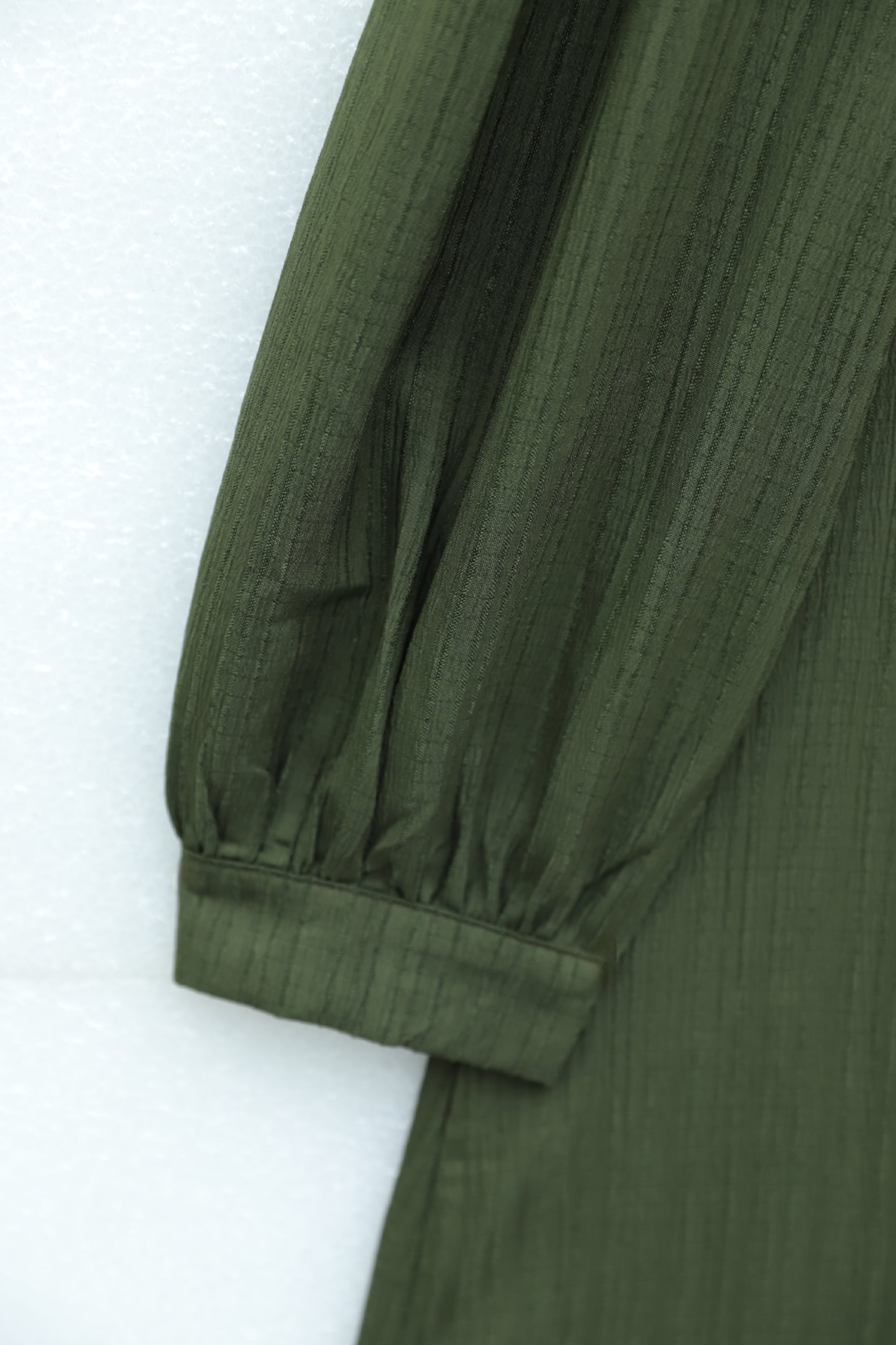 Top Button V-Neck Jacquard Crinkle Tunic - Khaki - Podyumplus - by Peralane - photo 6