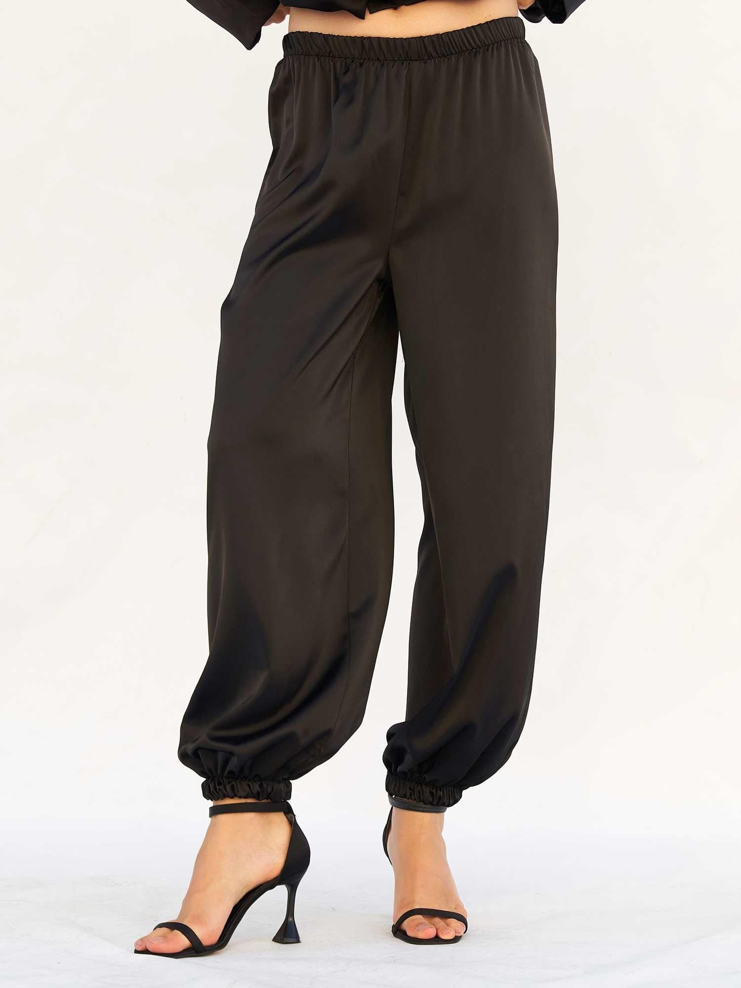 Black Satin Loungewear Set with Mandarin Collar Top and Elasticated Trousers - Lefon - by Peralane - photo 2