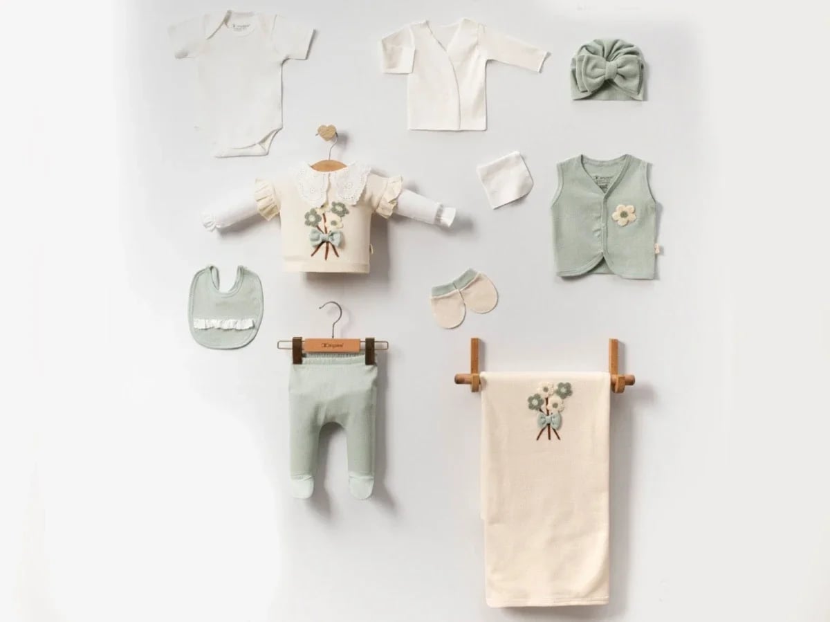 Floral Embroidered Lace Baby Girl 10-Piece Hospital Exit Bodysuit Set - Cayzen - by Peralane
