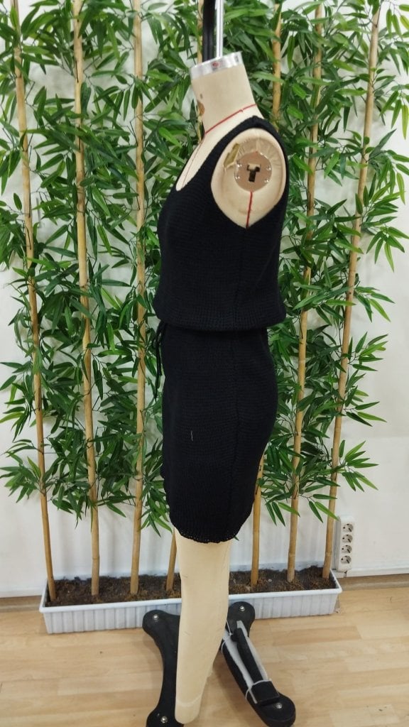 Women's Sleeveless Scoop Neck Drawstring Waist Knit Dress - Janes - by Peralane - photo 6