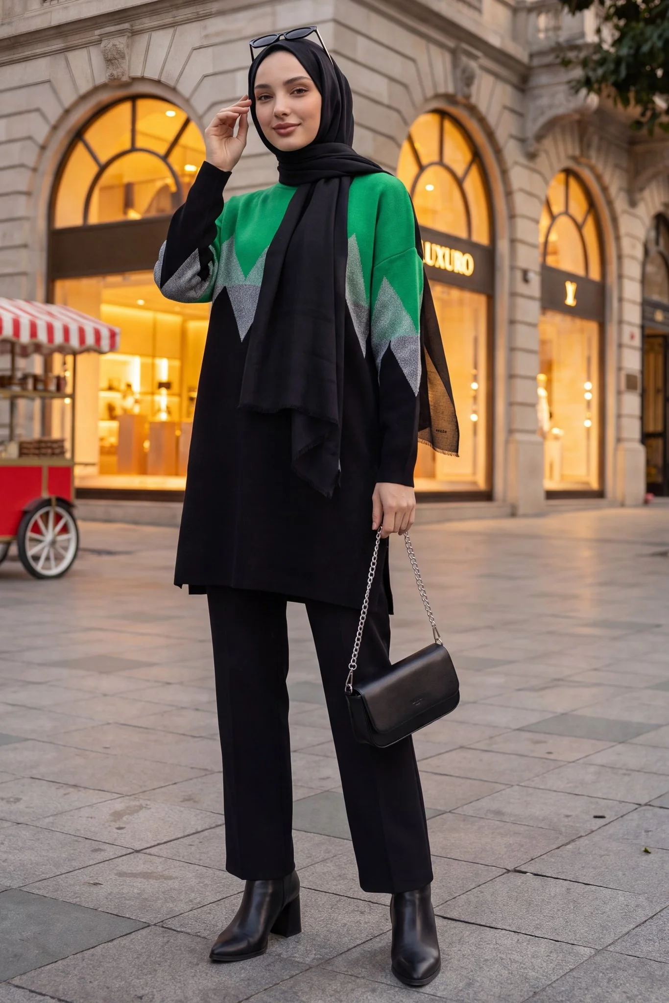Side Slit Zigzag Pattern Sequin Relaxed Knit Tunic - Green - Podyumplus - by Peralane - photo 4