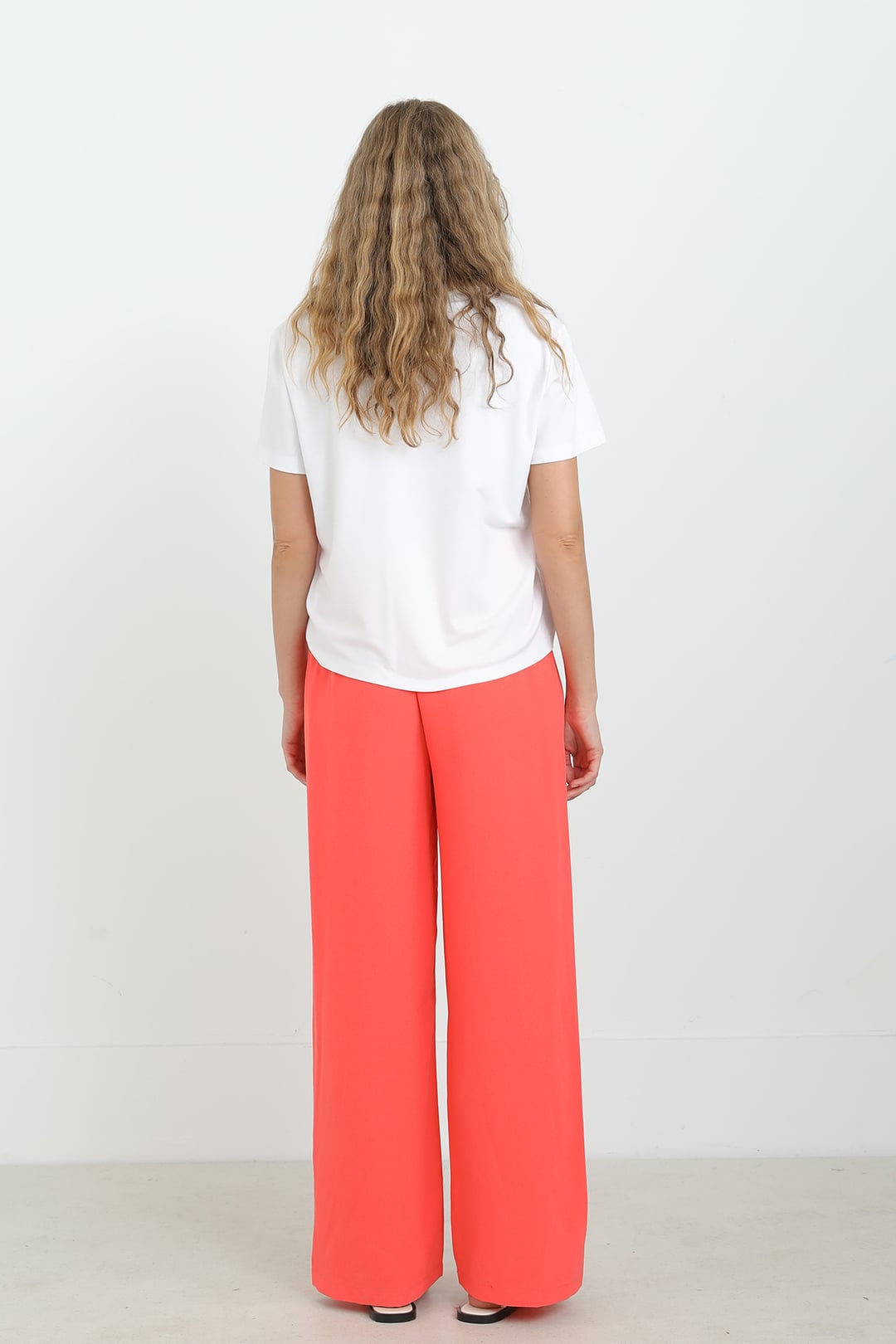 Women's Wide-Leg High-Waist Trousers in Coral - Puane - by Peralane - photo 5