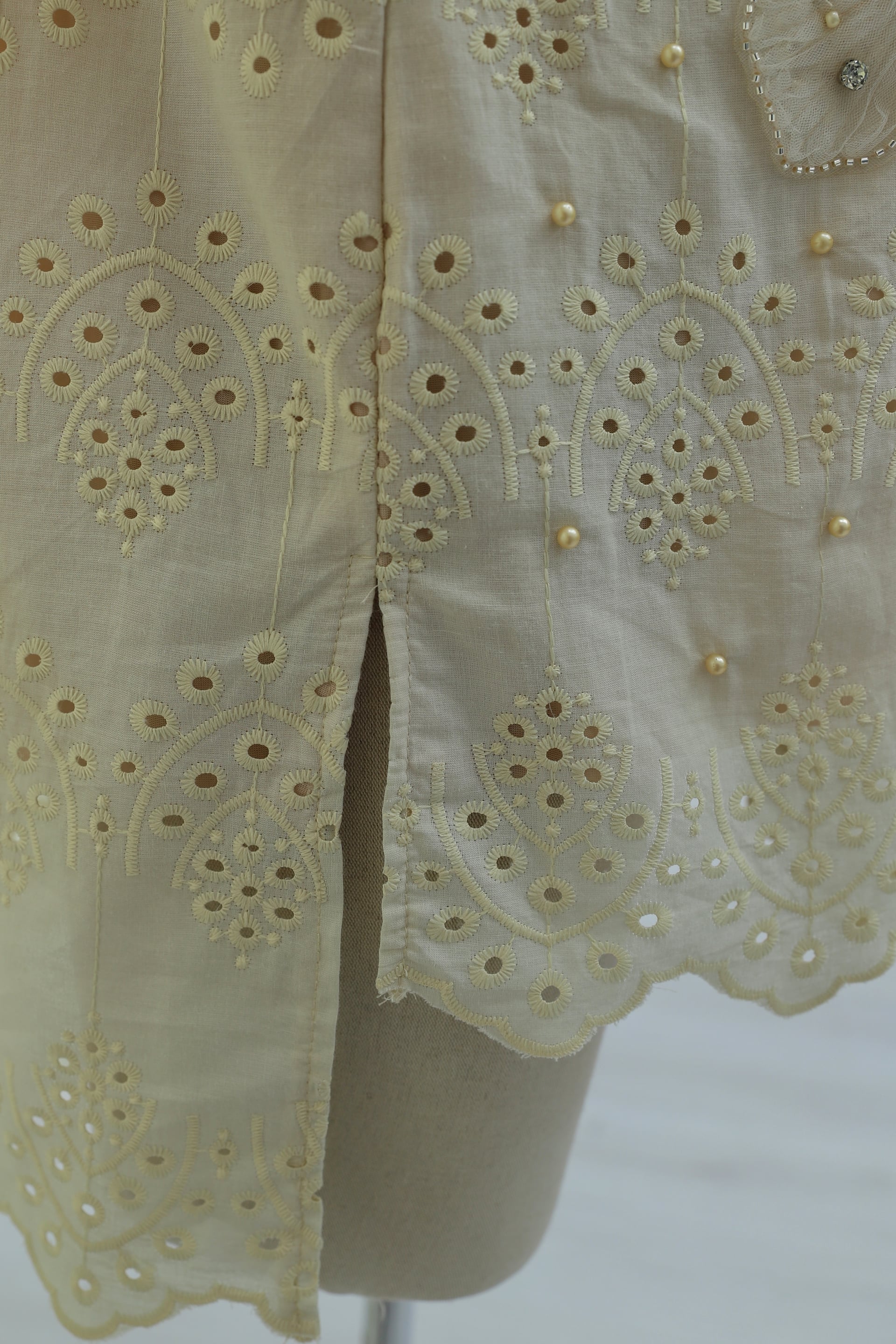Organza Tulle Detail Pearl Button Long Back Scalloped Tunic - Beige - Podyumplus - by Peralane - photo 8