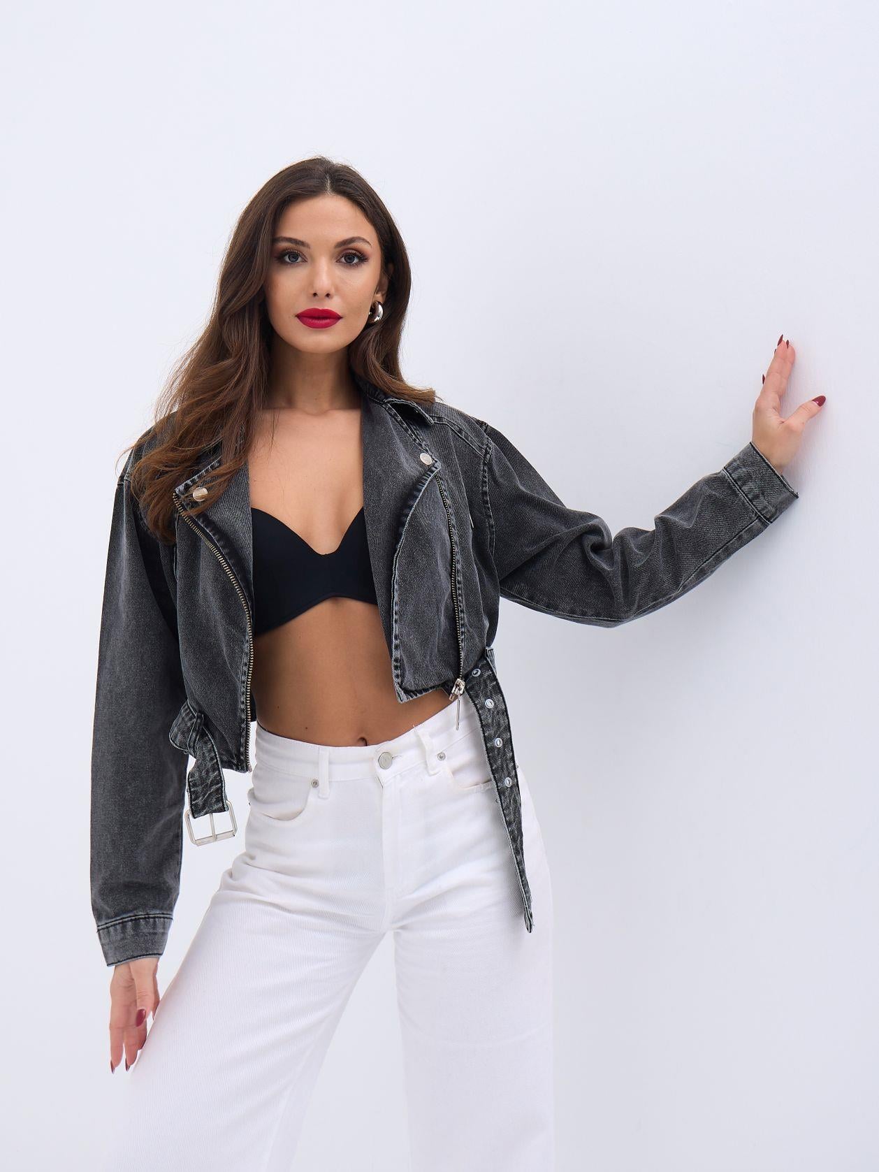 Washed Black Cropped Denim Jacket with Zip Front and Buckle Hem - Fame - by Peralane - photo 2