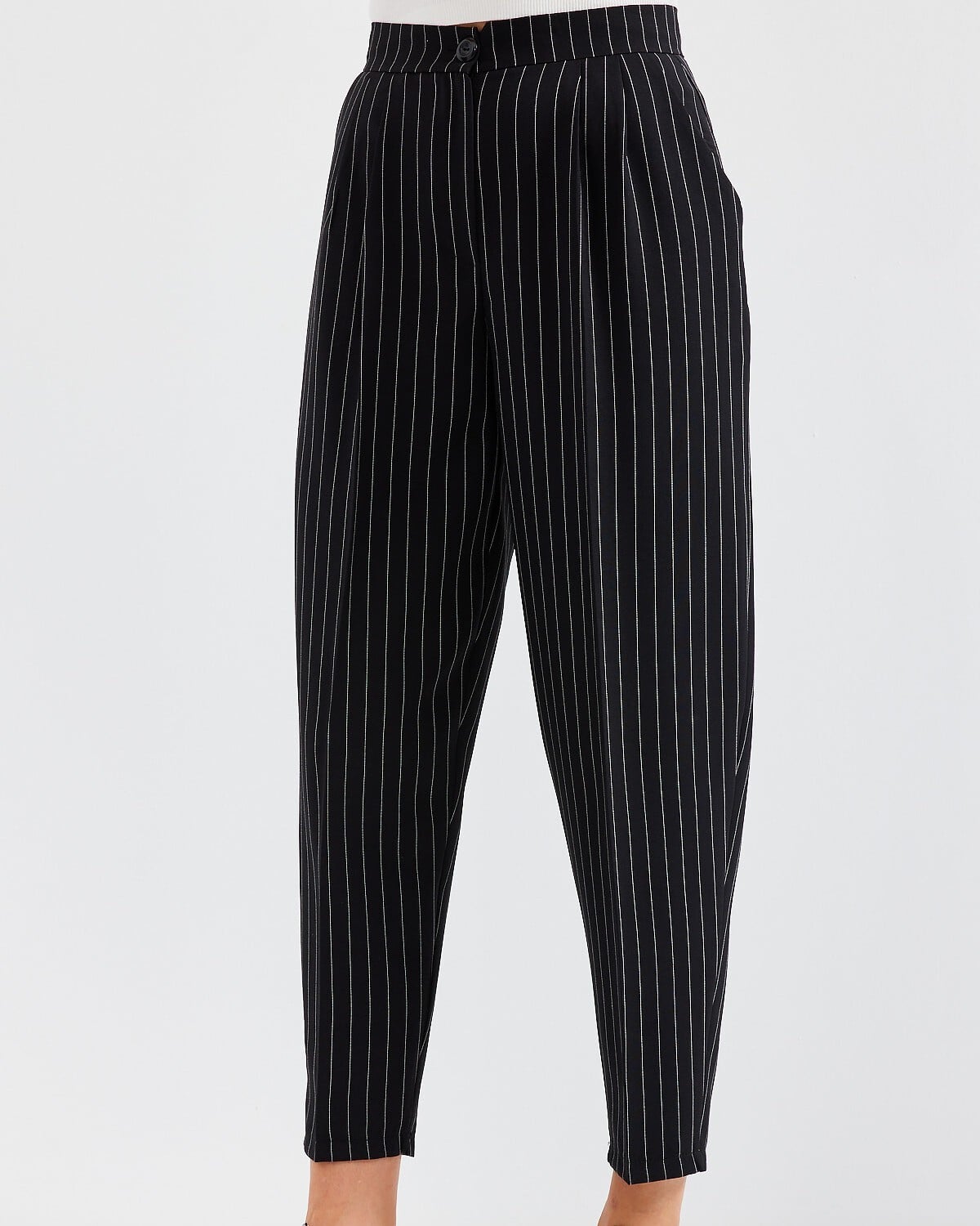 High Waist Pinstripe Trousers - Black - Bigdart - by Peralane - photo 4