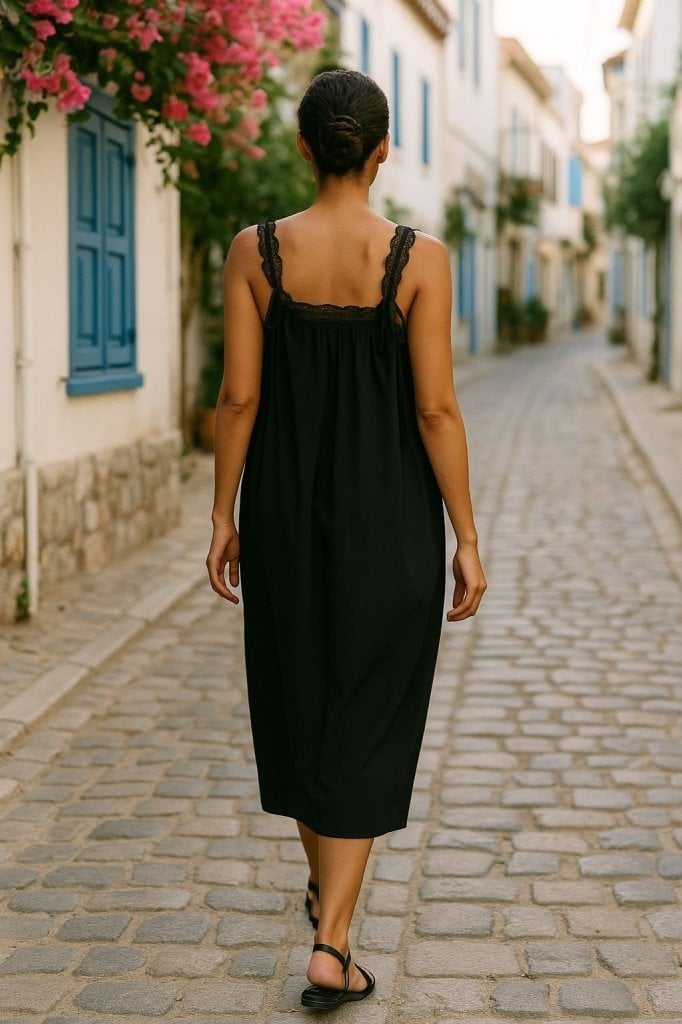 Women's Black Lace Strap Square Neck Viscose Night Dress - Janes - by Peralane - photo 3