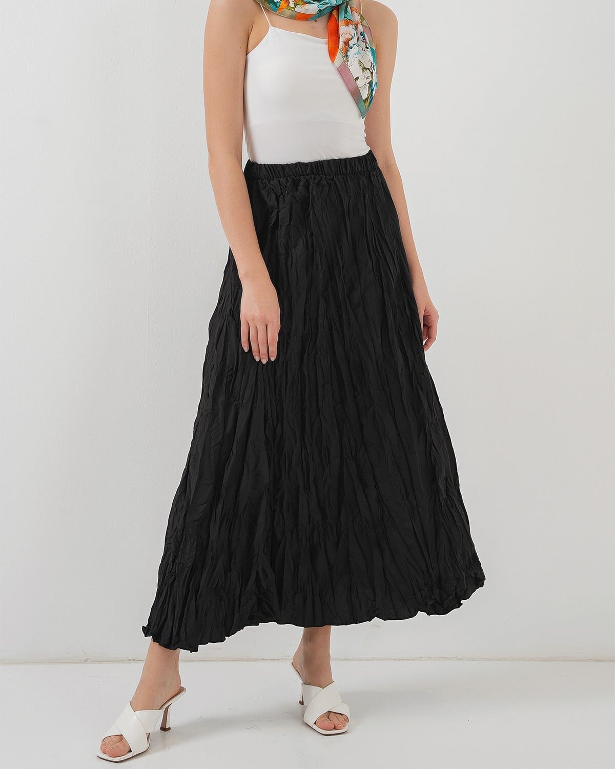 Women's Long Crinkled Skirt 8042 - Black - Bigdart - by Peralane