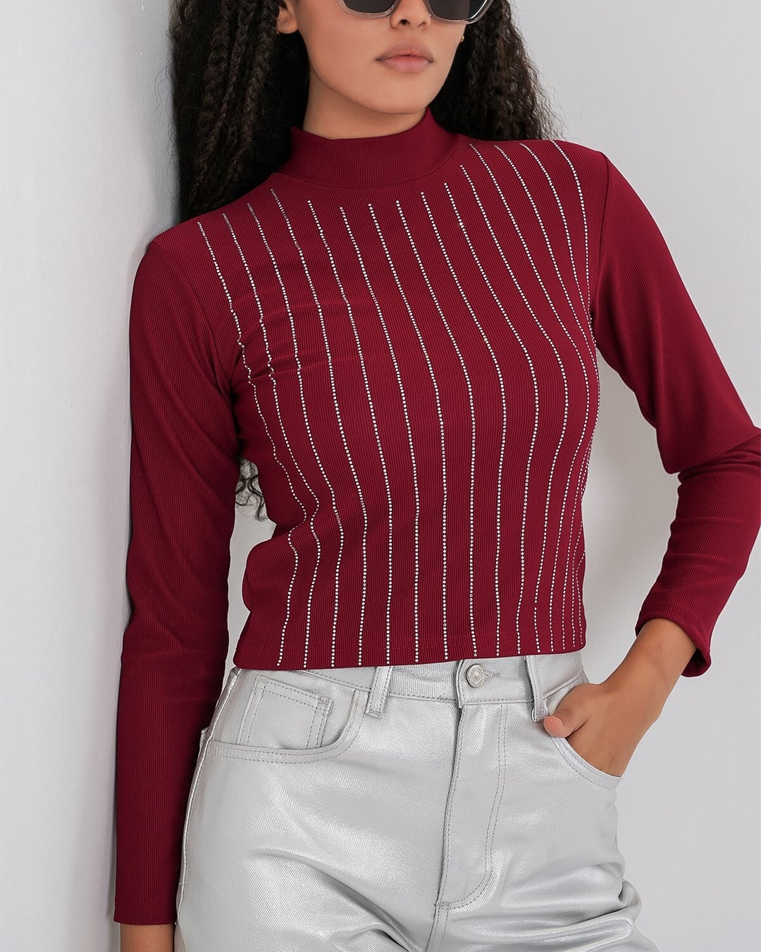 Stone-Embellished Ribbed Body in Burgundy with White Stripes - Bigdart - by Peralane - photo 3