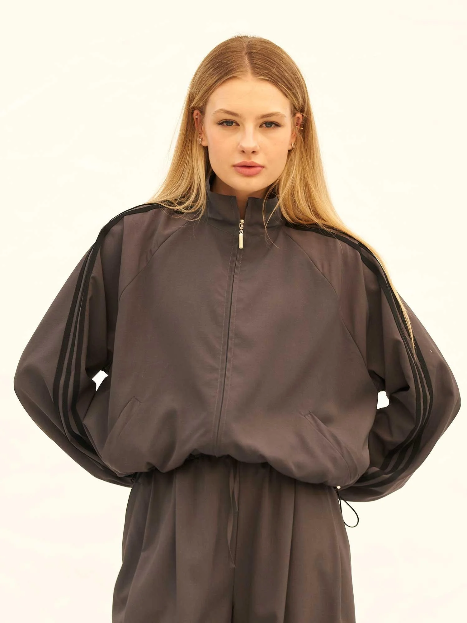 220703 Contrast Striped Zip-Up Tracksuit - Lefon - by Peralane - photo 4