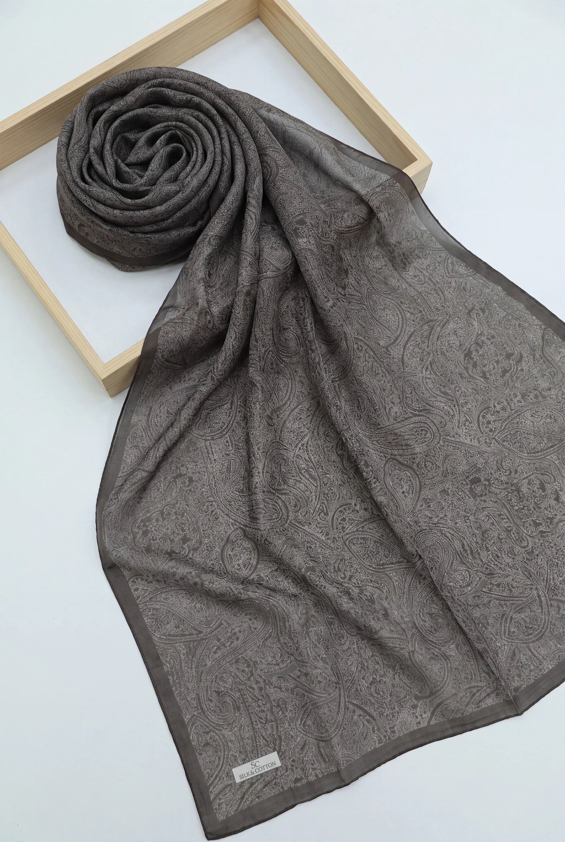 Fine Striped Embroidered Cotton Shawl - Earth Tone - Podyumplus - by Peralane