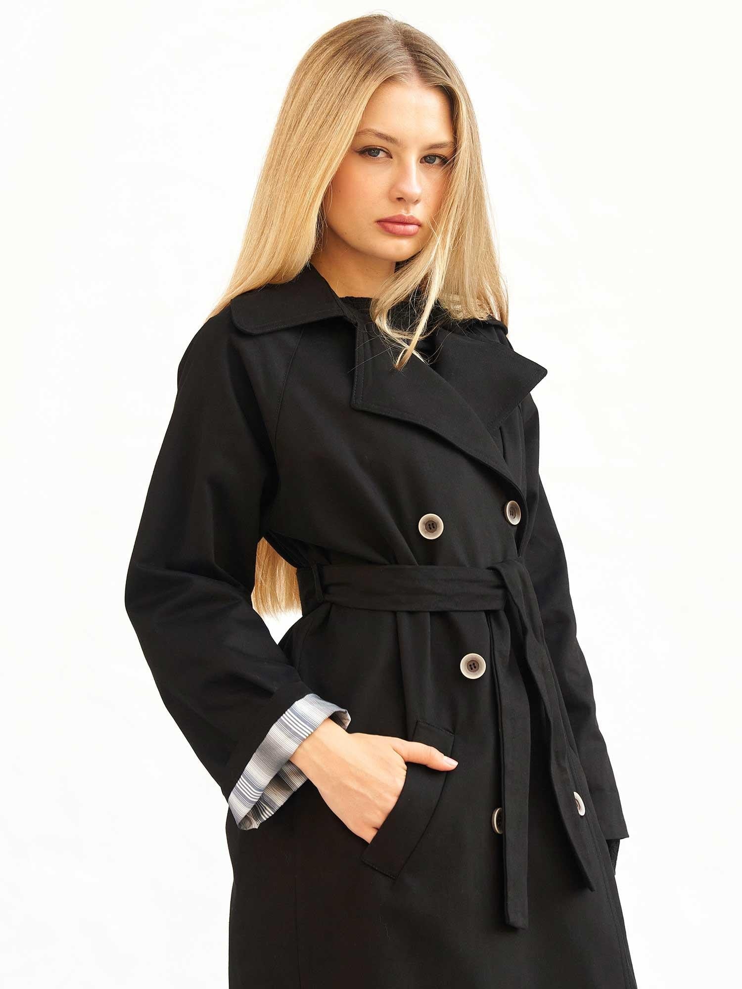 Belted Double-Breasted Long Trench Coat in Black for Women - Lefon - by Peralane - photo 6