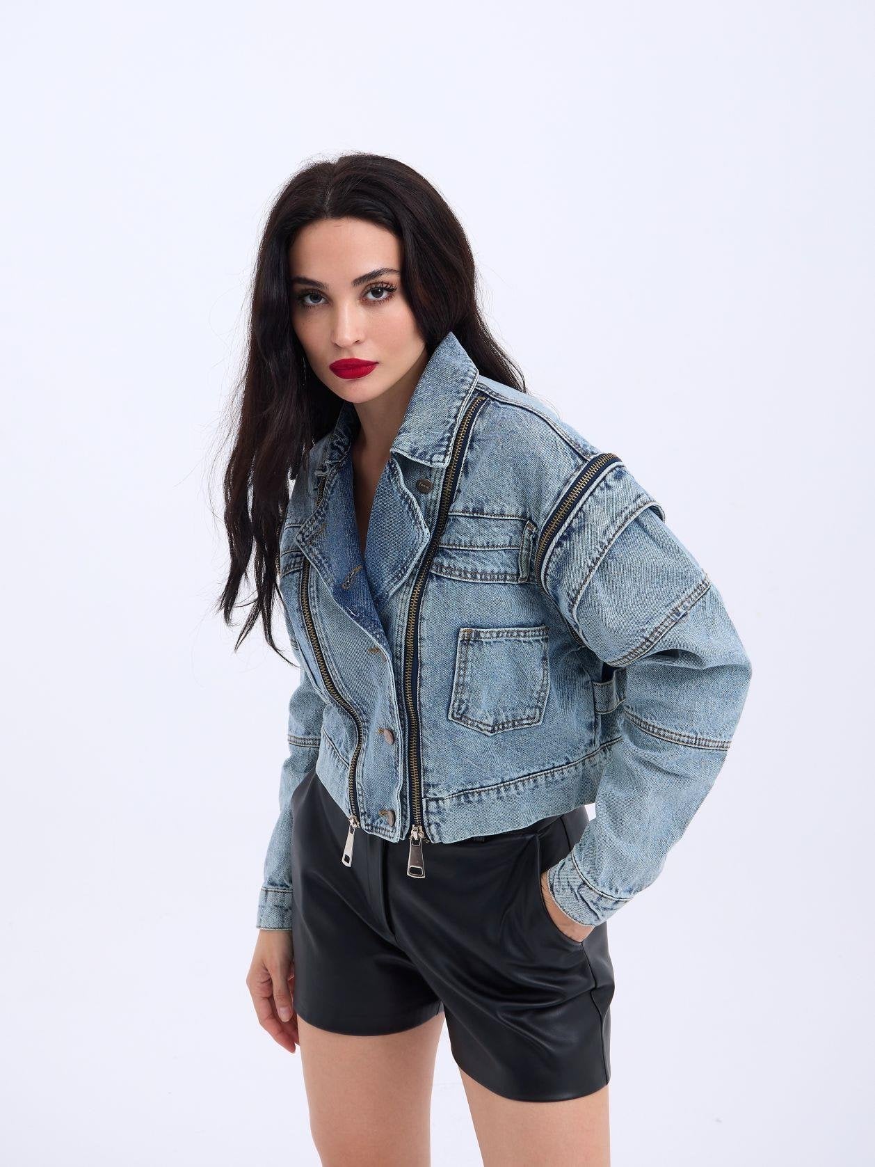 Light Blue Distressed Denim Jacket with Zip Front - Fame - by Peralane - photo 5