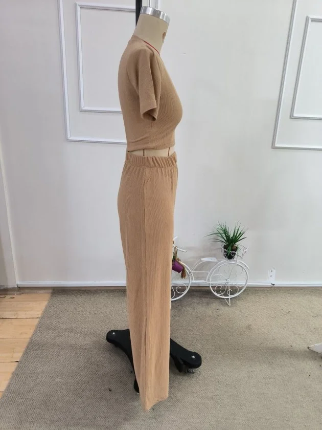Women's Beige Ribbed Crop Top and Wide-Leg Trouser Two-Piece Set - Janes - by Peralane - photo 6