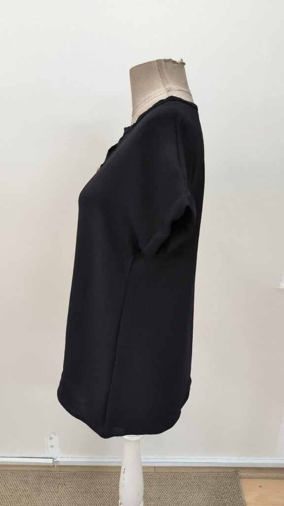 Women's Short Sleeve V-Neck Button Blouse - Janes - by Peralane - photo 8