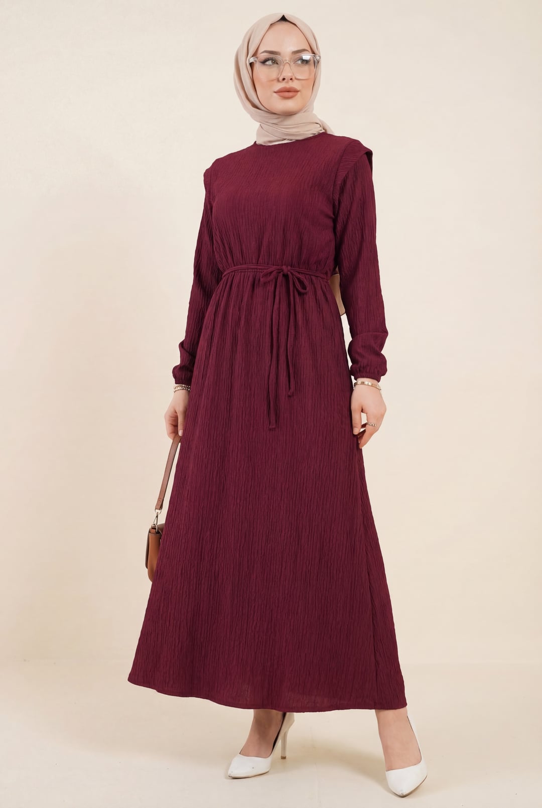 Shoulder-Padded Lace-Up Crinkle Dress - Deep Red - Podyumplus - by Peralane - photo 2