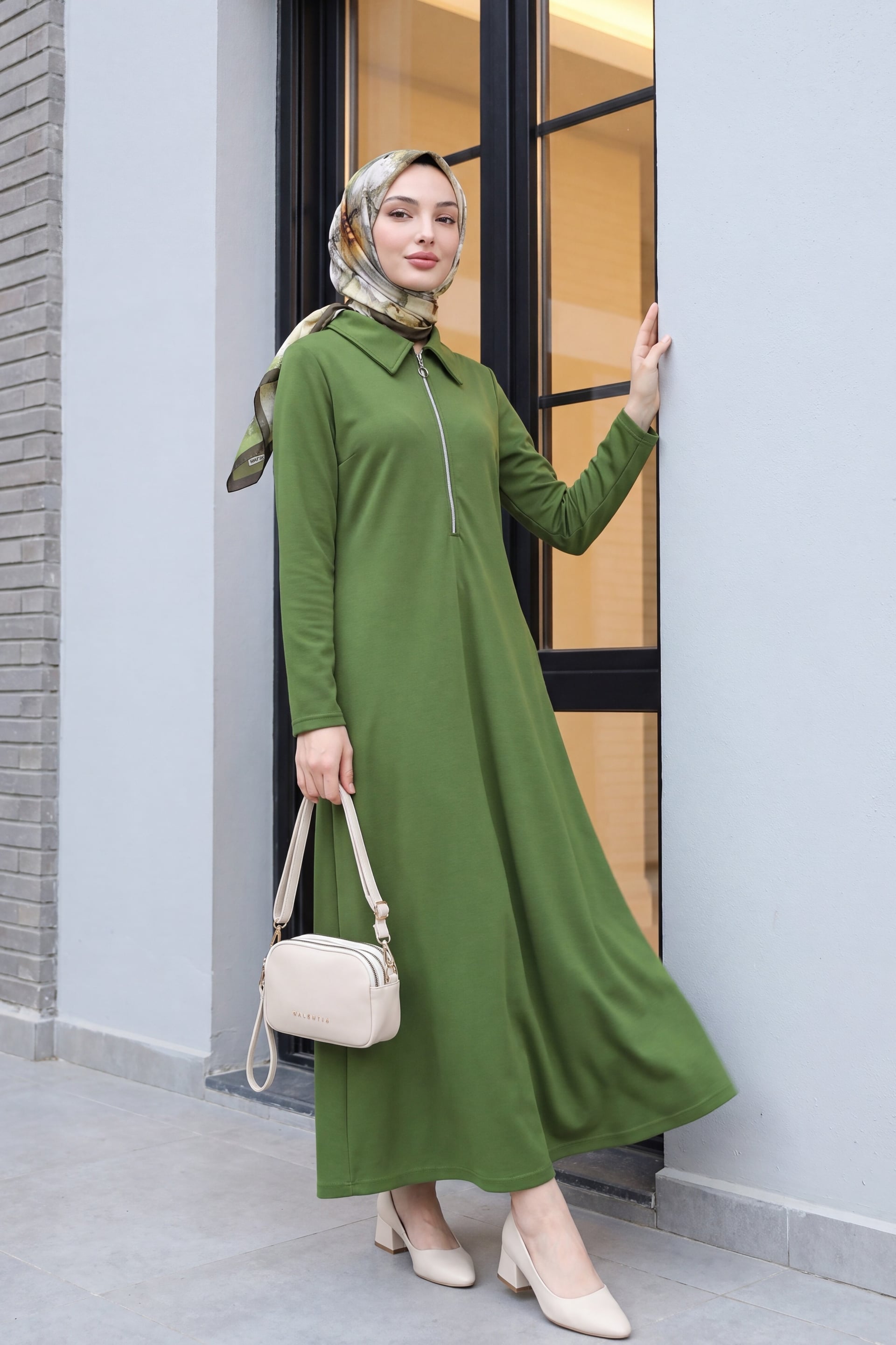 Half-Zip Long-Sleeve Shirt Collar Maxi Dress - Dark Green - Podyumplus - by Peralane - photo 3