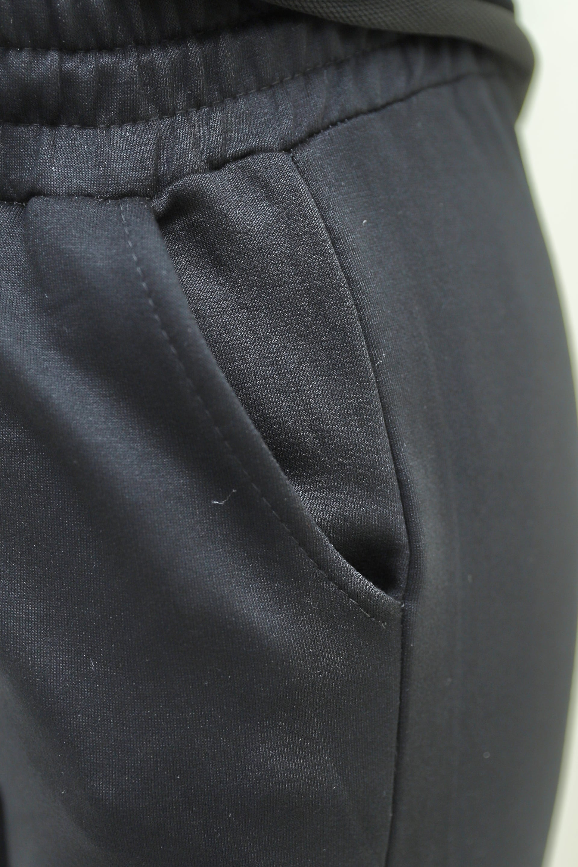 Black Drawstring Waist Wide-Leg Trousers with Sleeveless Top Set - Podyumplus - by Peralane - photo 6